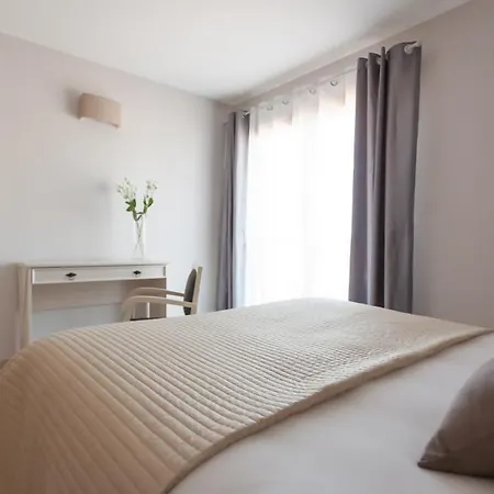 فندق مبيت وإفطار Les Jardins D'eugenie Maison D'hotes Et Leulinghen-Bernes
